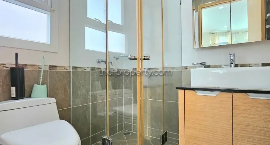 For rent 4 bedrooms house in Bang Lamung, Chonburi