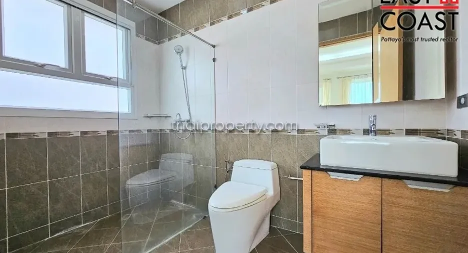 For rent 4 bedrooms house in Bang Lamung, Chonburi