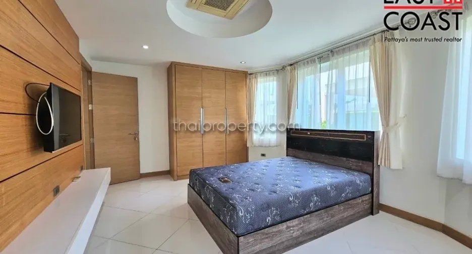 For rent 4 bedrooms house in Bang Lamung, Chonburi