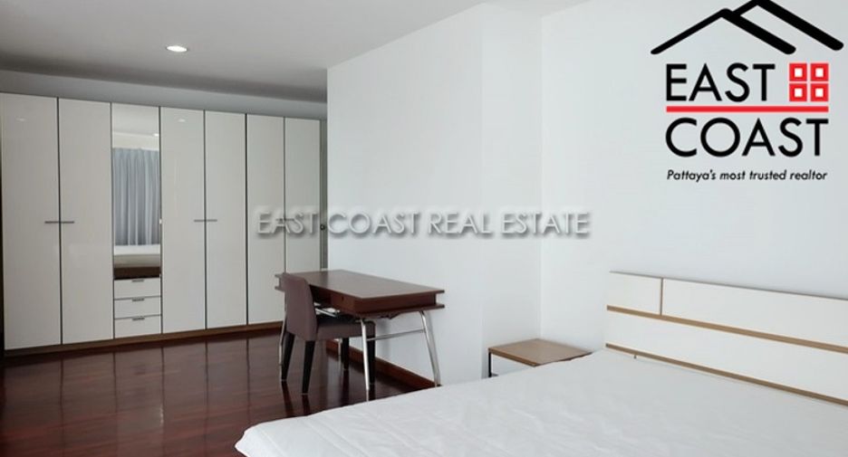 For rent 3 bedrooms condo in Bang Lamung, Chonburi