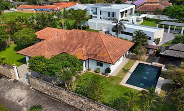 For sale 5 bed house in Bang Lamung, Chonburi