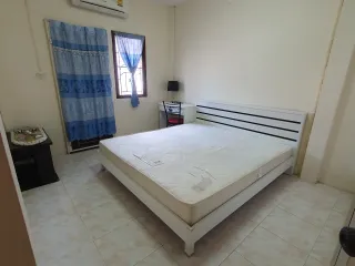 For rent 3 bed townhouse in Mueang Saraburi, Saraburi
