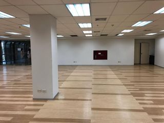 For rent 1 bed office in Khlong Toei, Bangkok