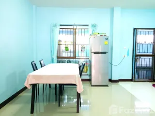 For rent 3 Beds townhouse in Nong Chok, Bangkok