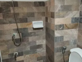 For rent 1 bed condo in Khlong Sam Wa, Bangkok
