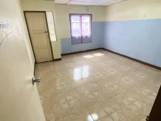 For rent 2 Beds townhouse in Nong Chok, Bangkok
