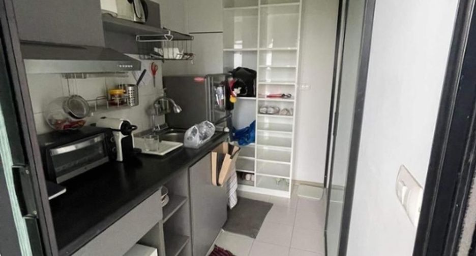 For sale スタジオ condo in Chom Thong, Bangkok
