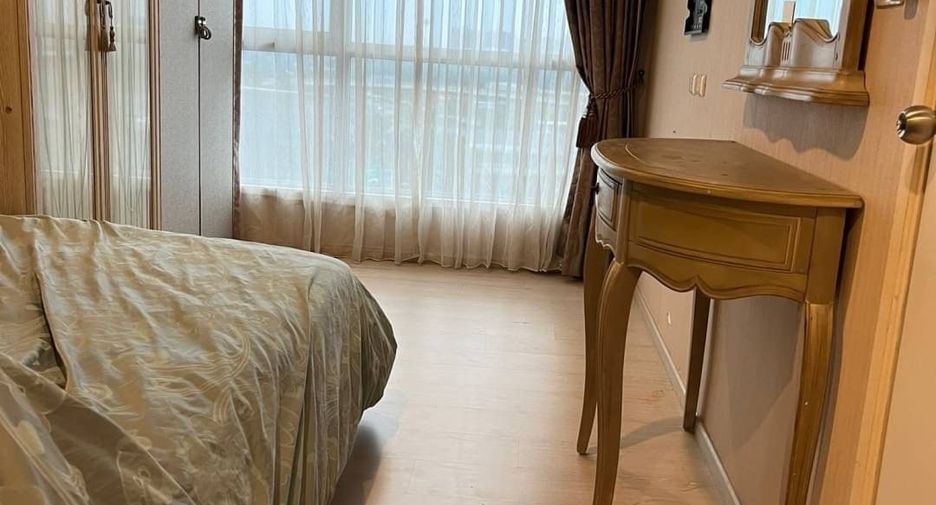 For sale 2 Beds condo in Chom Thong, Bangkok