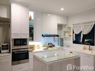 For sale 5 Beds house in Khlong Sam Wa, Bangkok
