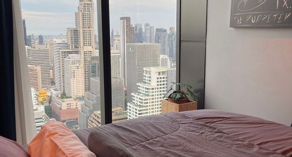 For rent 4 Beds condo in Watthana, Bangkok