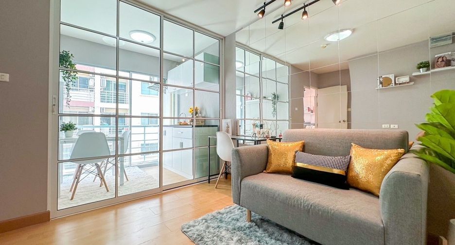 For sale 1 Beds condo in Bang Khun Thian, Bangkok