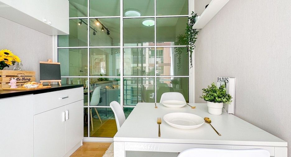 For sale 1 Beds condo in Bang Khun Thian, Bangkok