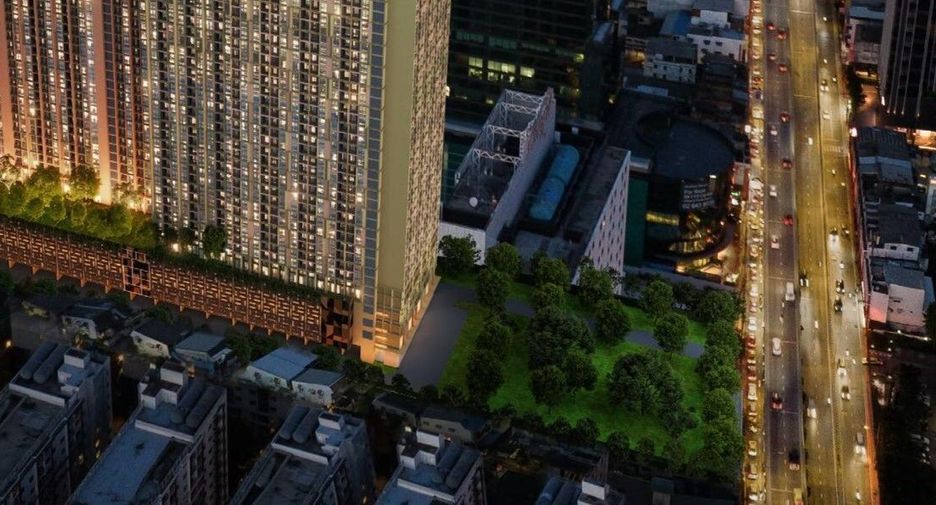 For sale 2 bed condo in Ratchathewi, Bangkok