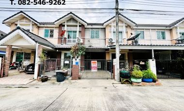 For sale 3 Beds townhouse in Nong Khaem, Bangkok