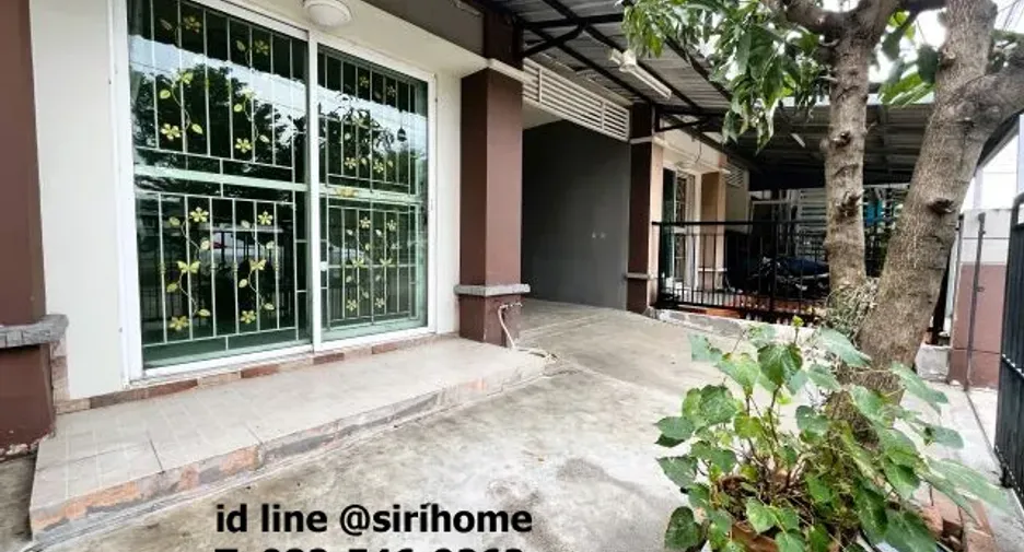For sale 3 bed townhouse in Nong Khaem, Bangkok