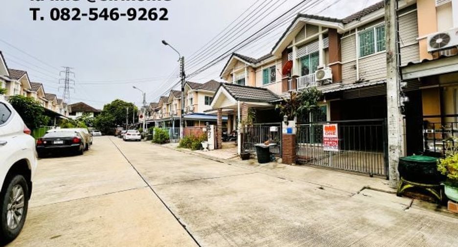 For sale 3 bed townhouse in Nong Khaem, Bangkok