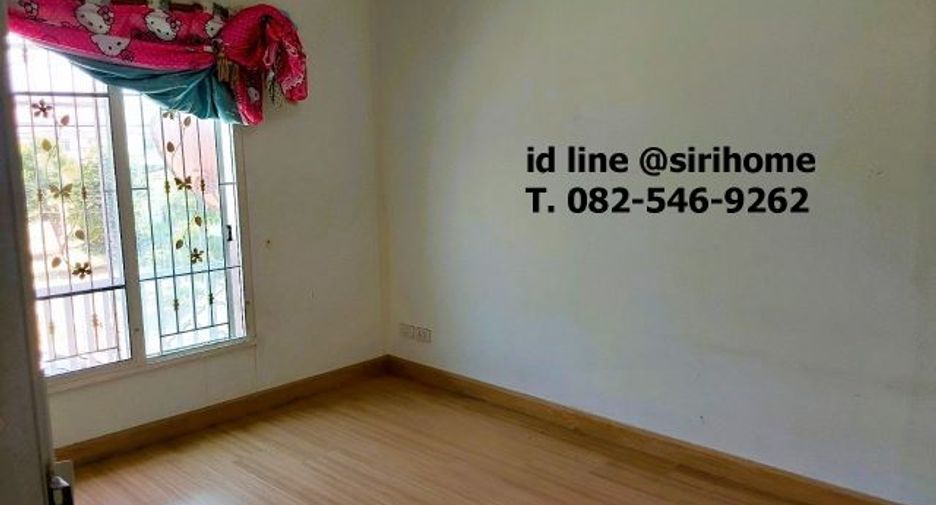 For sale 3 bed townhouse in Nong Khaem, Bangkok