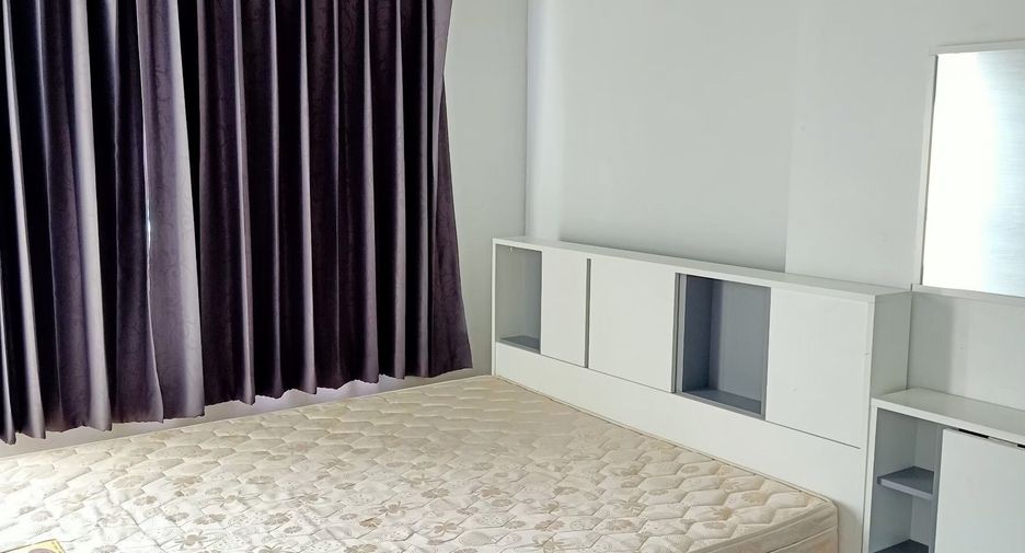 For sale スタジオ condo in Chom Thong, Bangkok