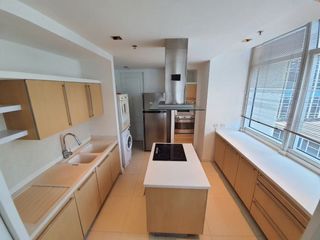 For rent 3 Beds condo in Pathum Wan, Bangkok