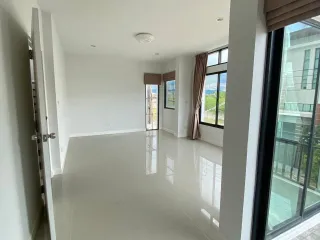 For rent 4 bed house in Cha Am, Phetchaburi