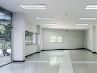 For rent warehouse in Mueang Samut Sakhon, Samut Sakhon