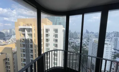 For sale 2 bed condo in Watthana, Bangkok