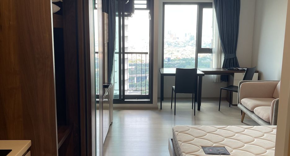For sale studio condo in Pathum Wan, Bangkok