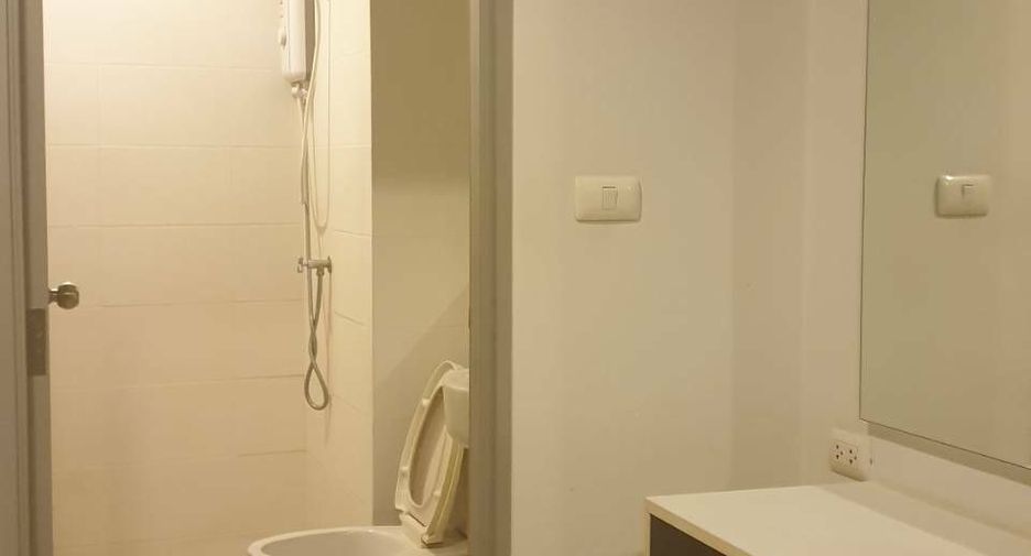 For rent 1 Beds condo in Bang Khun Thian, Bangkok