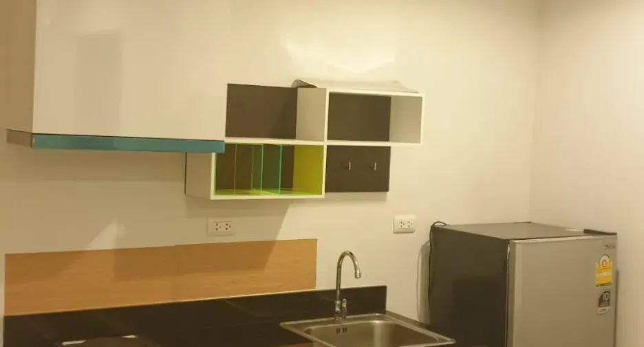 For rent 1 Beds condo in Bang Khun Thian, Bangkok