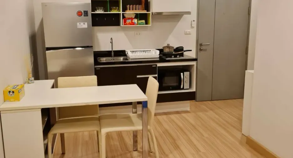 For rent 1 Beds condo in Bang Khun Thian, Bangkok