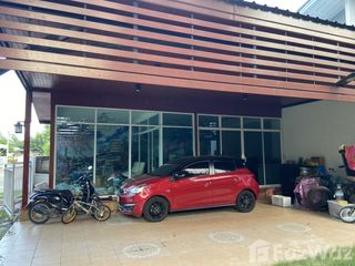 For sale 4 Beds house in Khlong Sam Wa, Bangkok