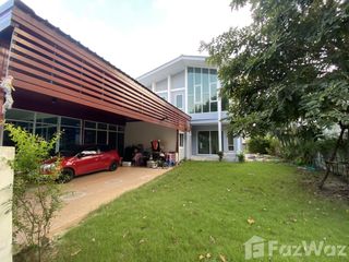 For sale 4 Beds house in Khlong Sam Wa, Bangkok