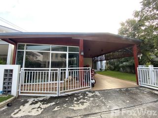 For sale 4 Beds house in Khlong Sam Wa, Bangkok
