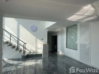 For sale 4 Beds house in Taling Chan, Bangkok