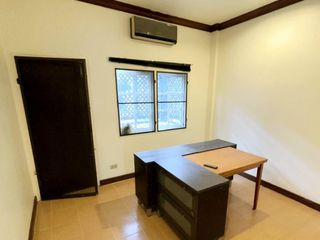 For rent 2 Beds townhouse in Chatuchak, Bangkok