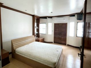 For rent 2 Beds townhouse in Chatuchak, Bangkok