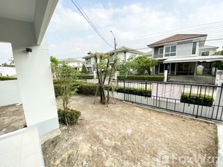 For sale 3 Beds house in Bang Khun Thian, Bangkok