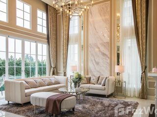 For sale 5 bed house in Thawi Watthana, Bangkok