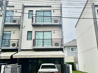 For sale 3 bed townhouse in Sai Mai, Bangkok
