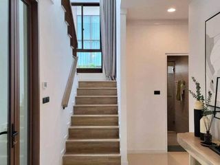 For rent 4 Beds house in Bang Khun Thian, Bangkok