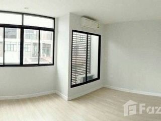 For sale 3 bed townhouse in Bang Khae, Bangkok