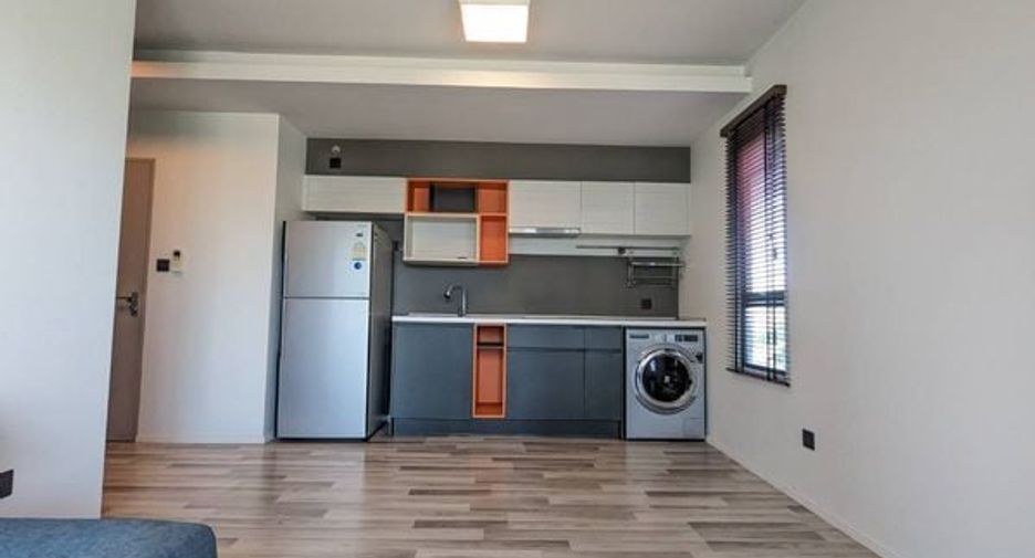 For sale 2 Beds condo in Bang Khun Thian, Bangkok