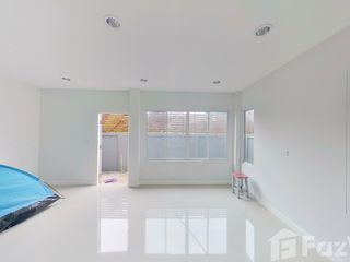 For sale 5 bed townhouse in Sai Mai, Bangkok