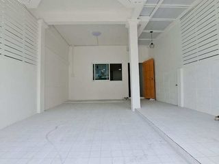 For sale 3 bed townhouse in Nong Khaem, Bangkok
