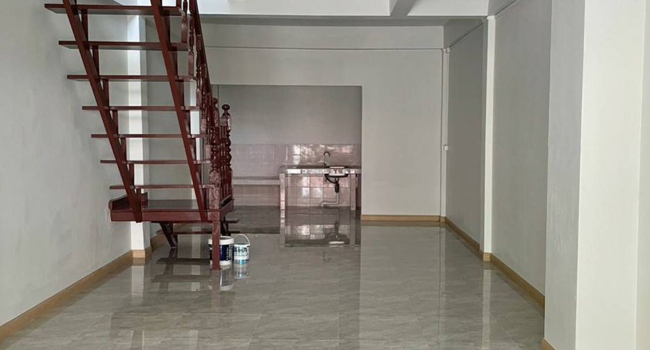 For sale 2 Beds townhouse in Nong Khaem, Bangkok