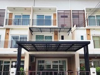 For sale 3 bed townhouse in Sai Mai, Bangkok