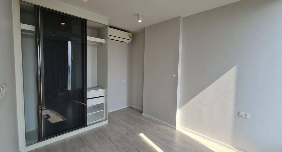 For sale 1 bed condo in Lat Phrao, Bangkok