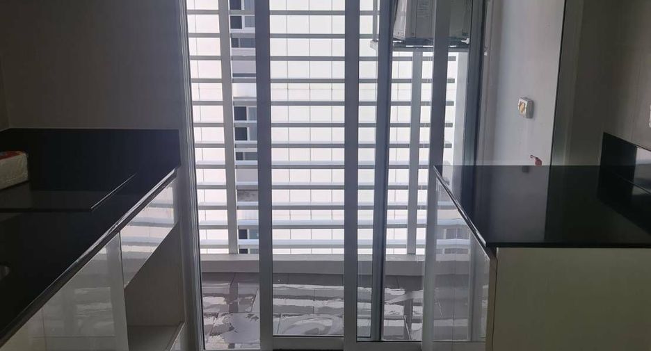 For sale 1 bed condo in Lat Phrao, Bangkok
