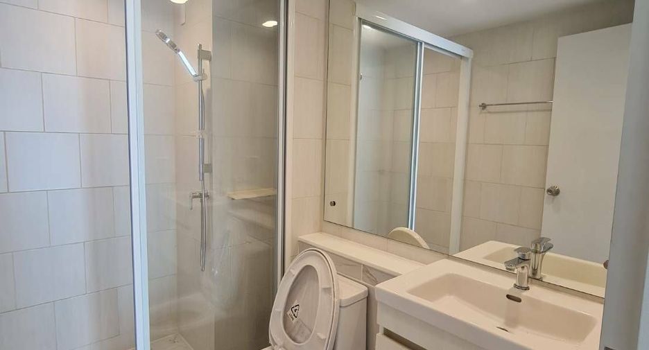For sale 1 bed condo in Lat Phrao, Bangkok