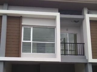 For sale 3 bed townhouse in Bang Khun Thian, Bangkok